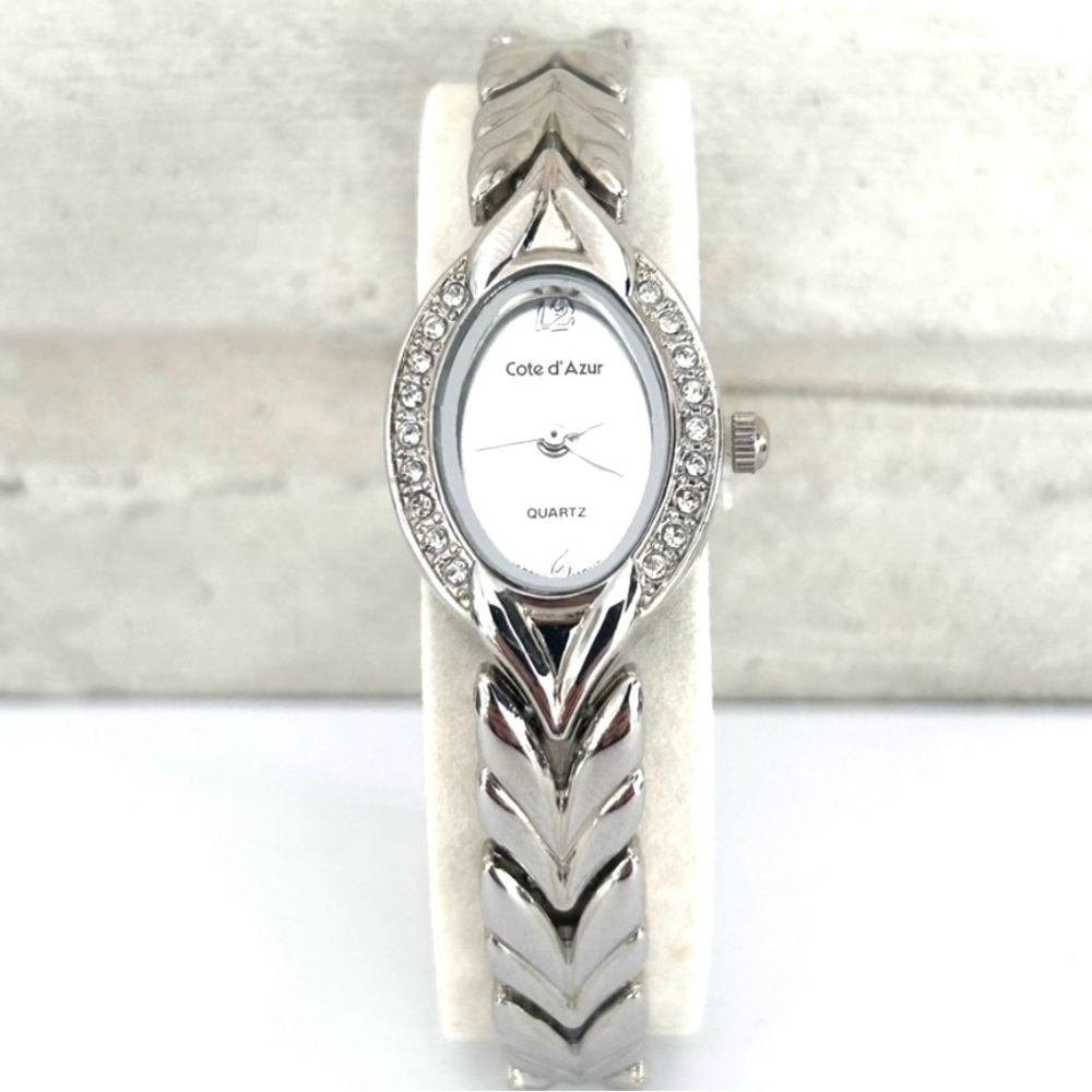 Cote d’ Azur Ladies Watch Silver Tone Bracelet Band Oval Face Rhinestones